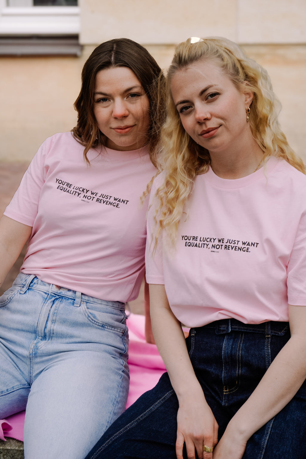 Revenge - shirt (pink)